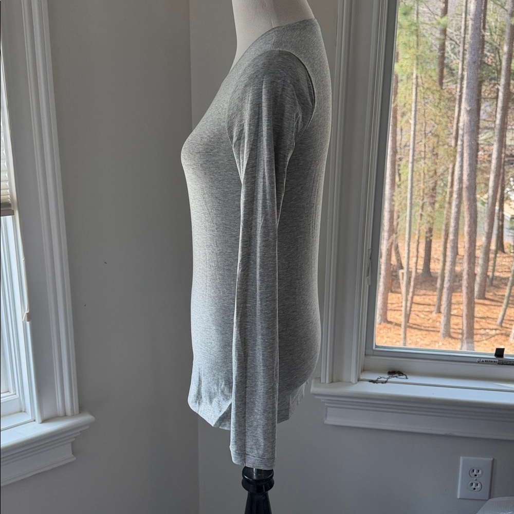 Gray Long Sleeve Women's Top - Picture 3 of 6